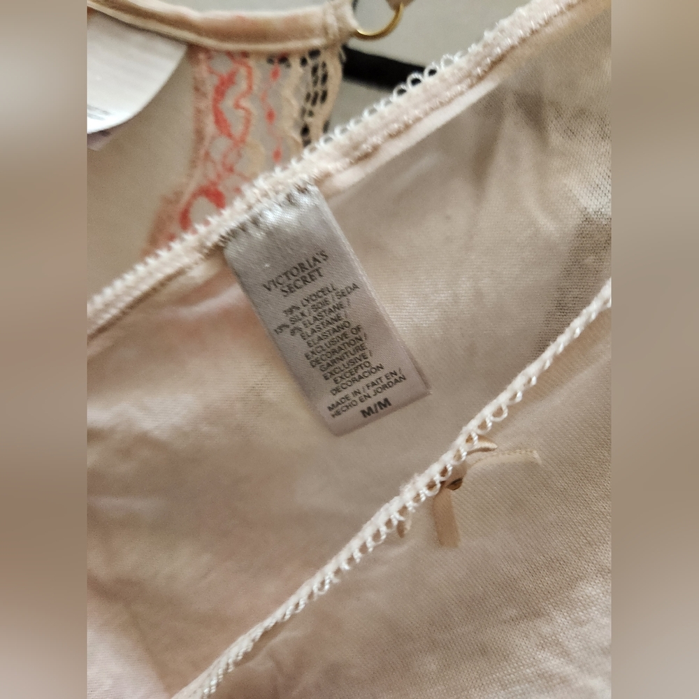 VS Intimates 2pcs - Picture 4 of 4
